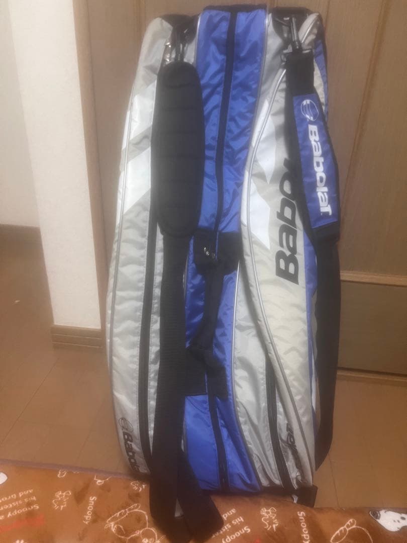 テニスバッグテニスラケット