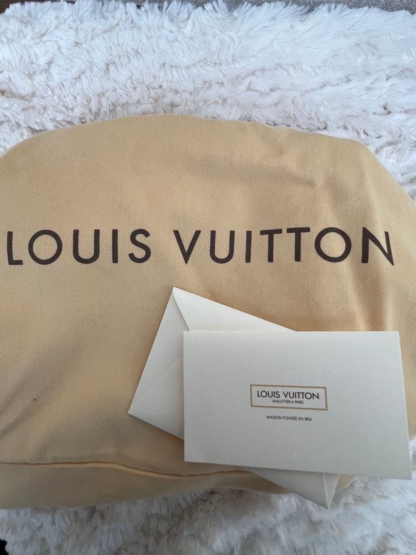 0*2様 Louis Vuitton ブラック トートバッグ