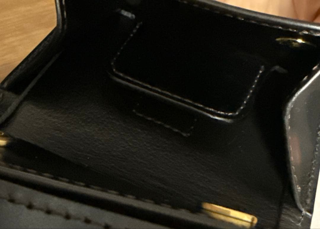 WILDSWANS ブラック 二つ折り財布