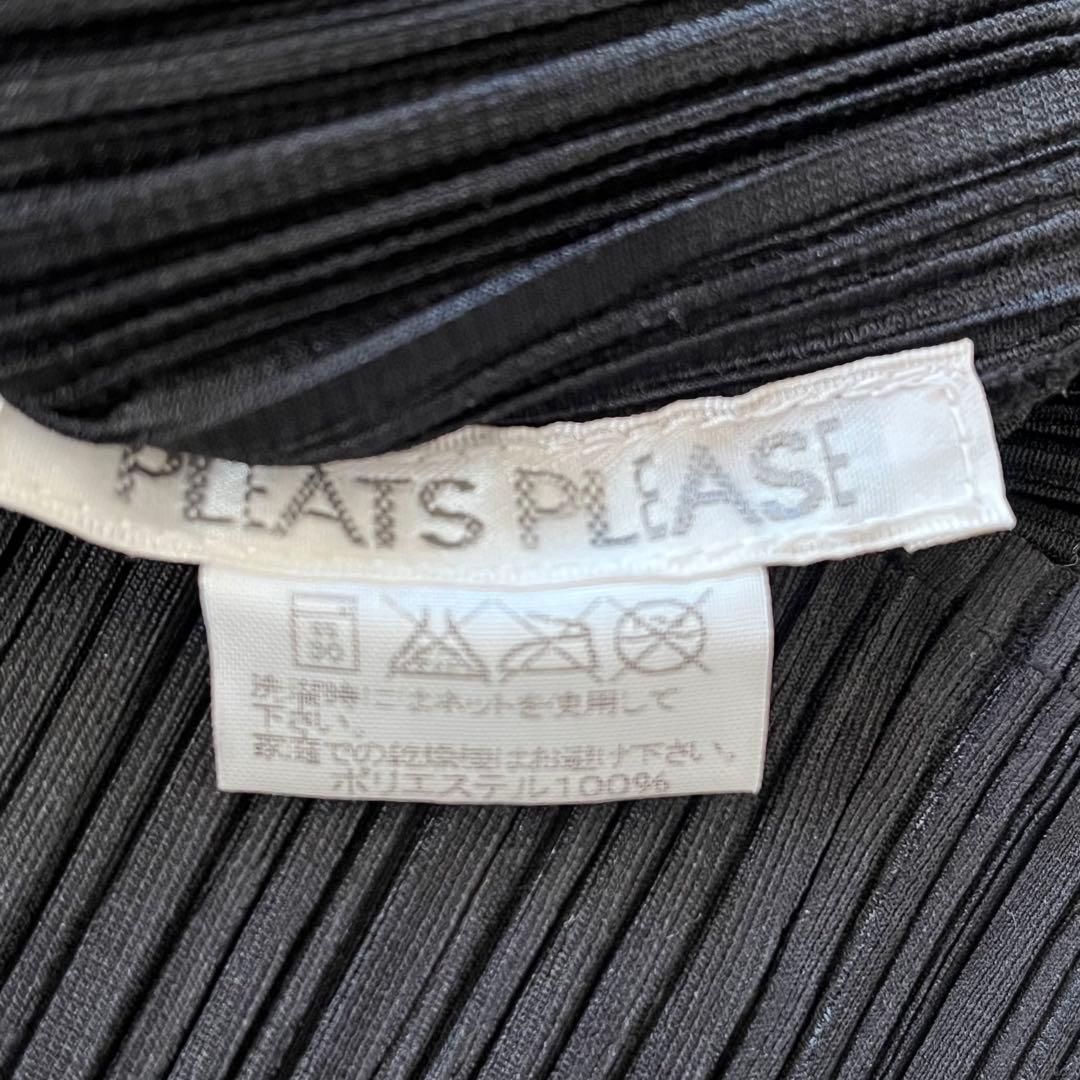 PLEATSPLEASE イッセイミヤケ　ジャケット　ロング丈　厚地　ブラック