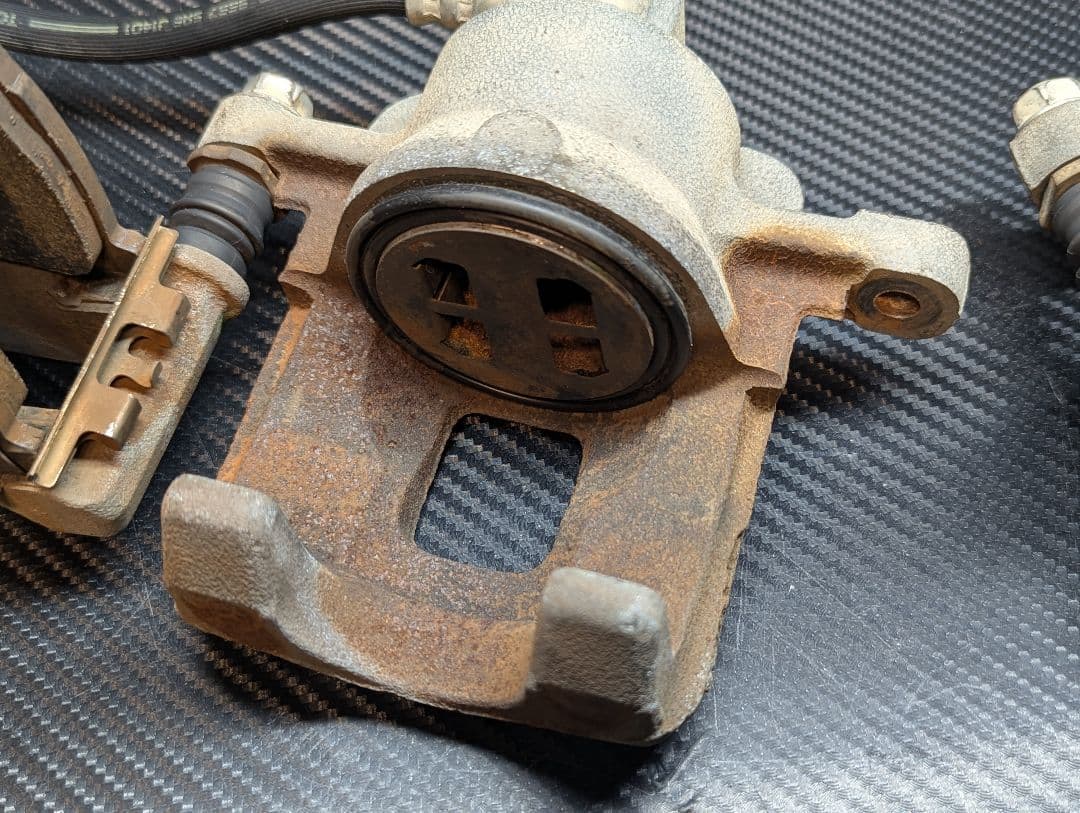 Keiワークス　HN22S　純正　ブレーキキャリパー　14V