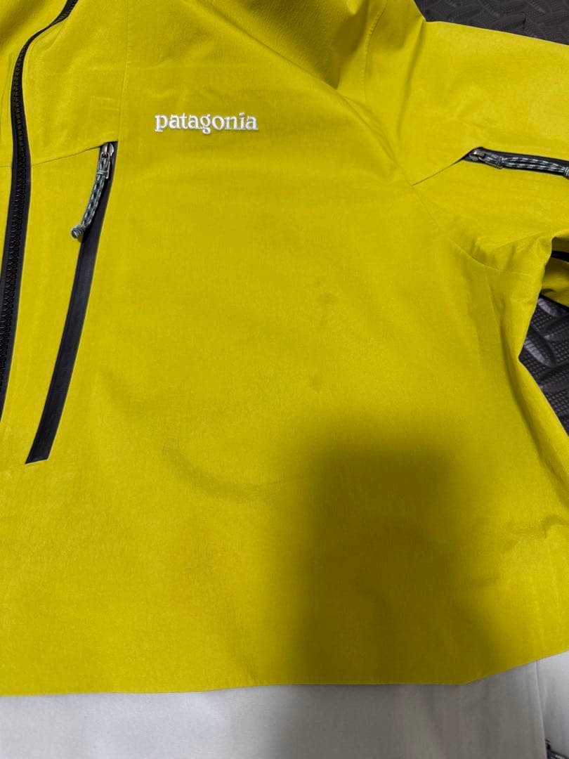 パタゴニア　アントラックド(上下L) 23-24