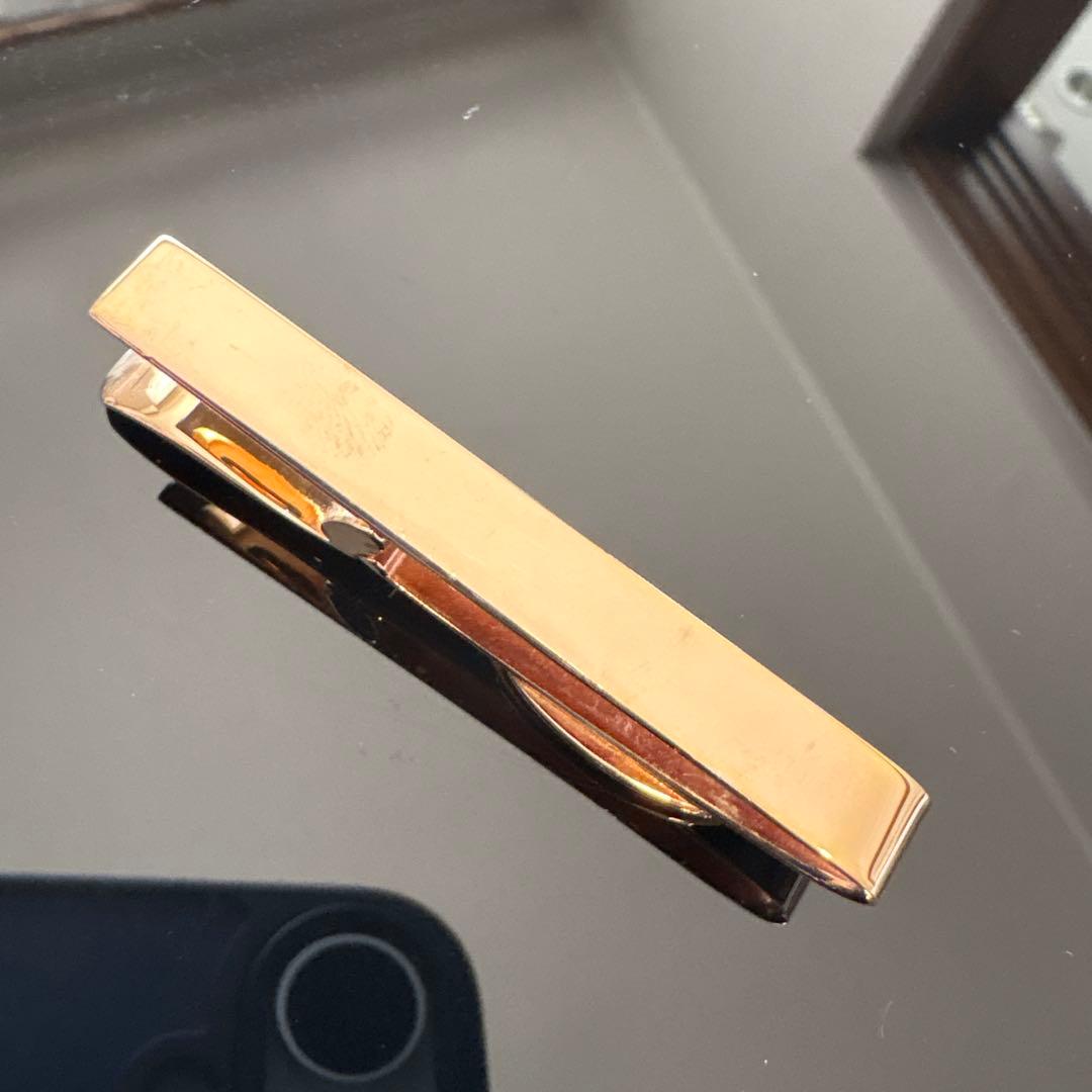 PRADA tieTack　プラダネクタイピン　 ロゴモチーフ プラダタイピン