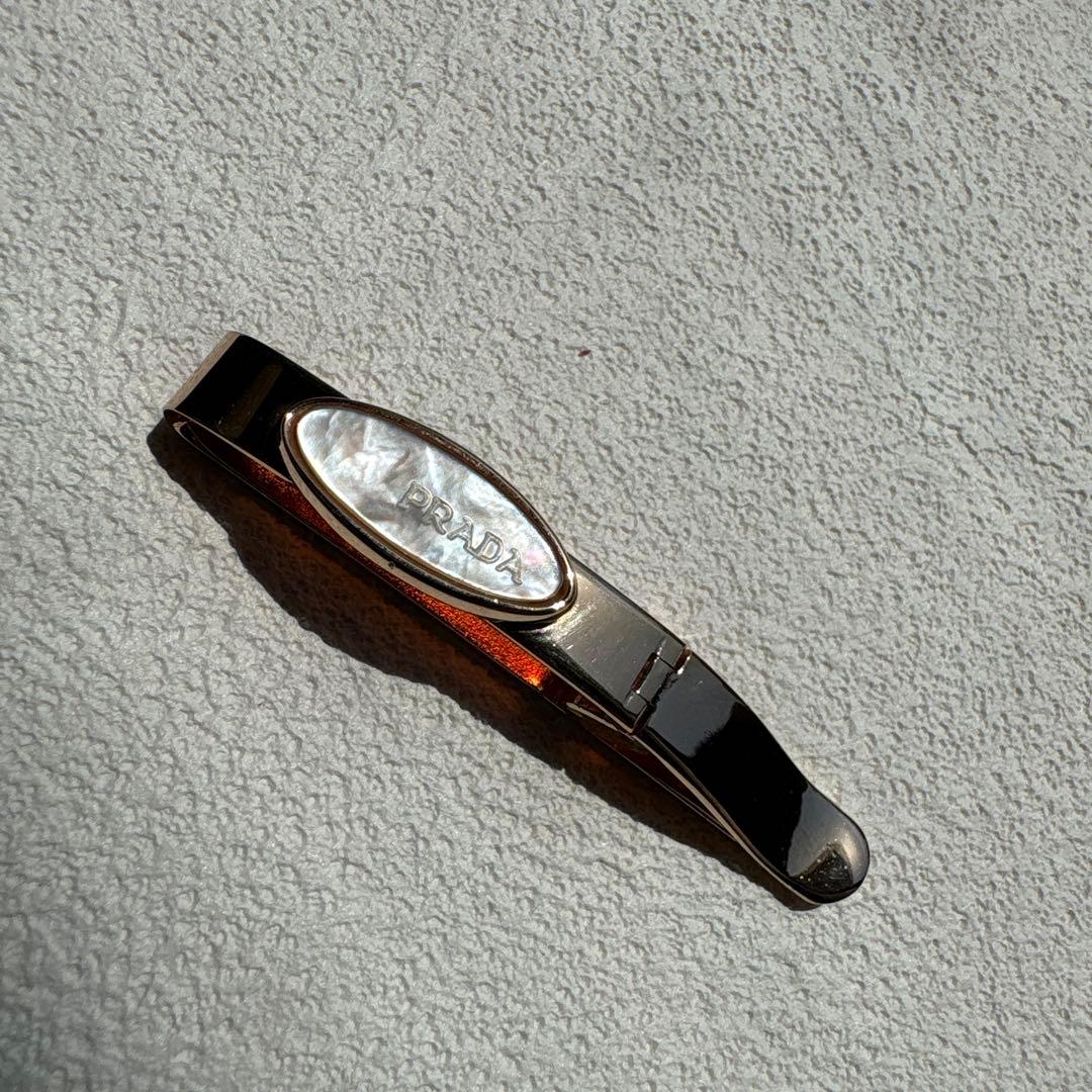 PRADA tieTack　プラダネクタイピン　 ロゴモチーフ プラダタイピン