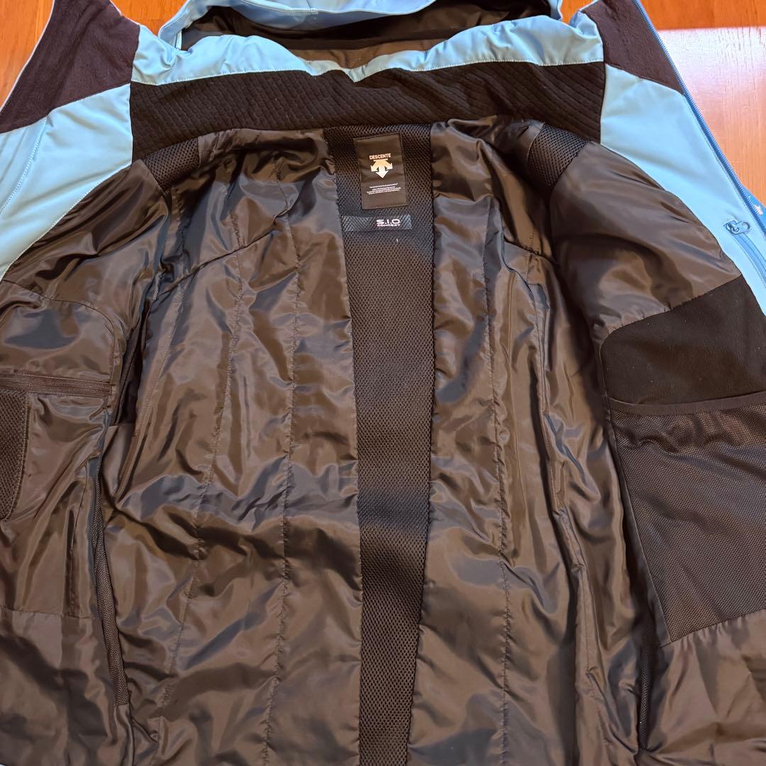 デサント　SIO スキーウェア