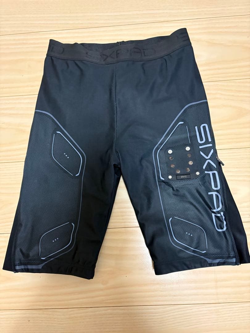 ミ*ナ様 SIXPAD パワースーツ M ブラック