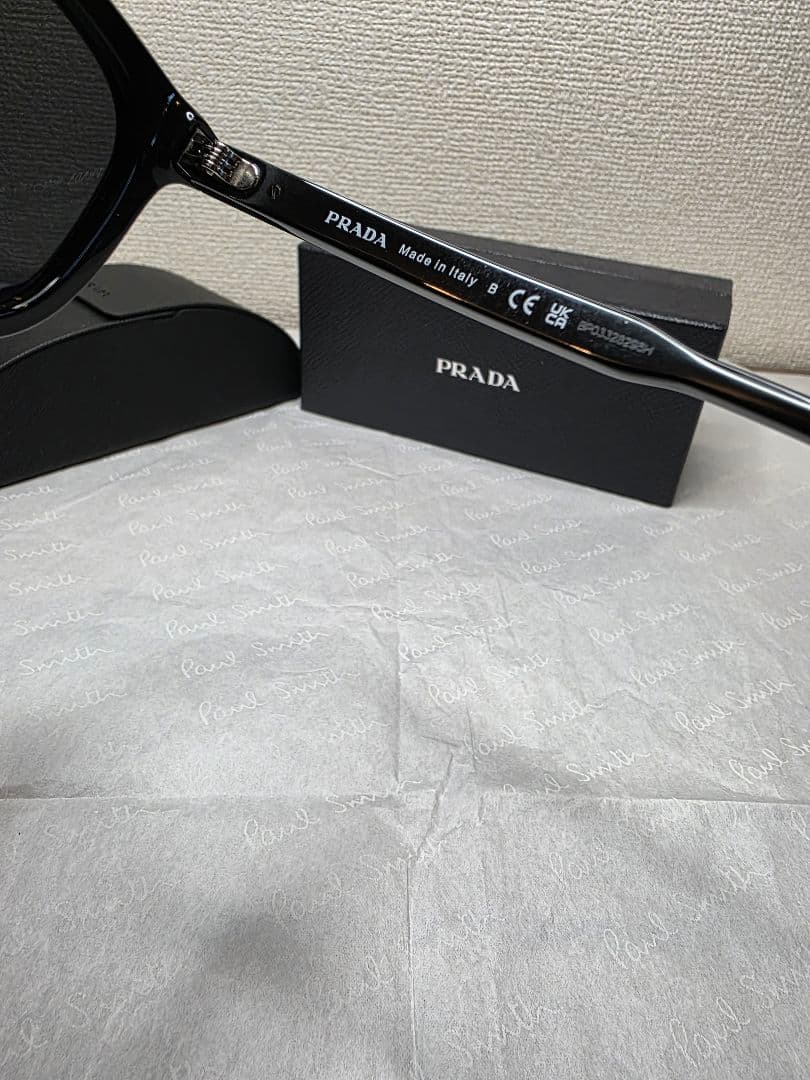 PRADA プラダ　ブラック サングラス　本物
