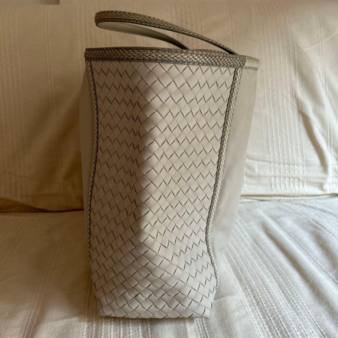 《美品》ボッデカベネタ　トートバッグ