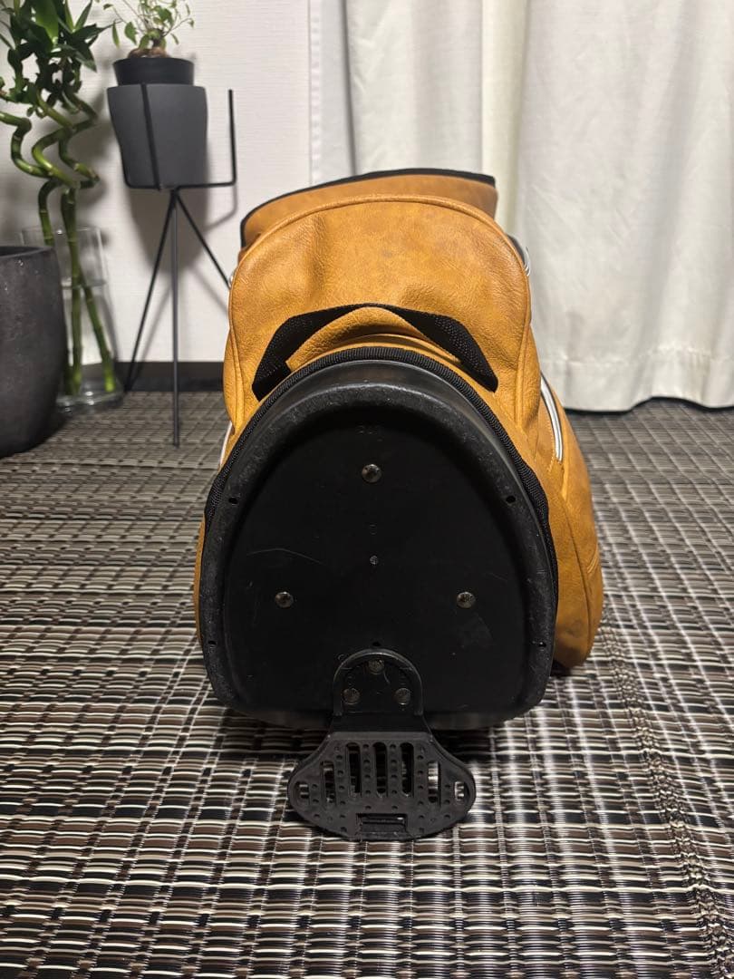 【美品】ゴルフバッグ スタンド式　キャディーバッグ　AXEL レザー