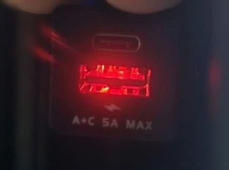 し*ん様 KASUVAR　KAR10 Carplay対応