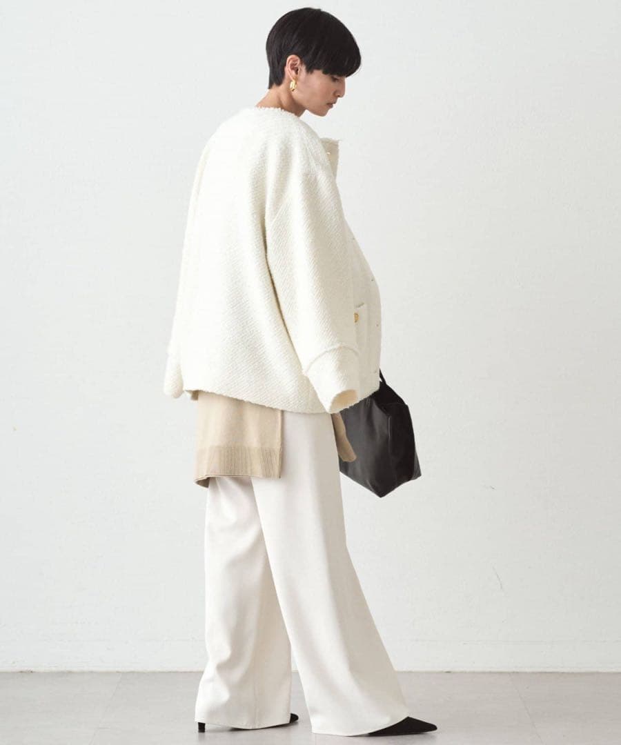 ラウンジドレス　ノーカラーツイードジャケット（White）金ボタン