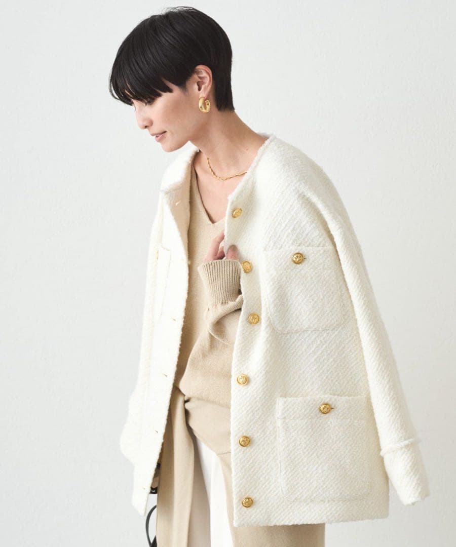 ラウンジドレス　ノーカラーツイードジャケット（White）金ボタン