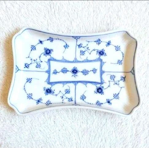 ロイヤルコペンハーゲン　ブルーフルーテッド スクエア プレート 364裏印