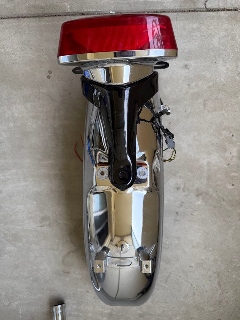 カワサキ 純正 リアフェンダー W800（テールランプなし）