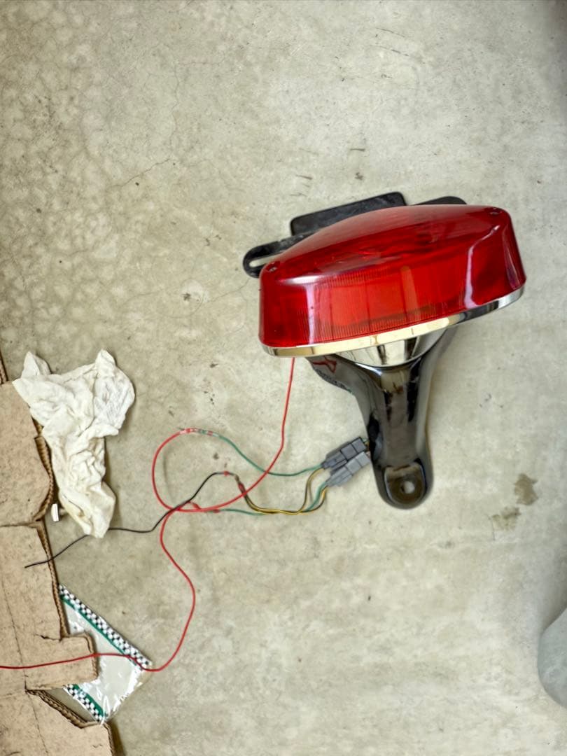 カワサキ 純正 リアフェンダー W800（テールランプなし）