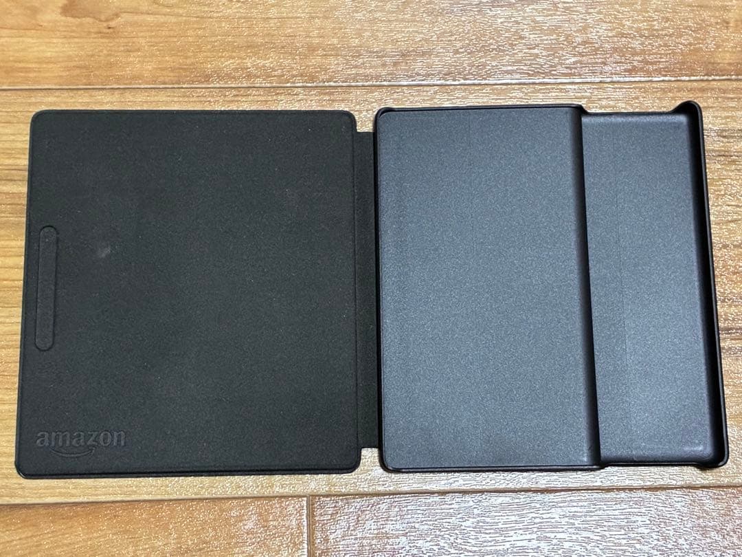 KindleOasis wifi+4G 32GB + カバー + マイクロusb