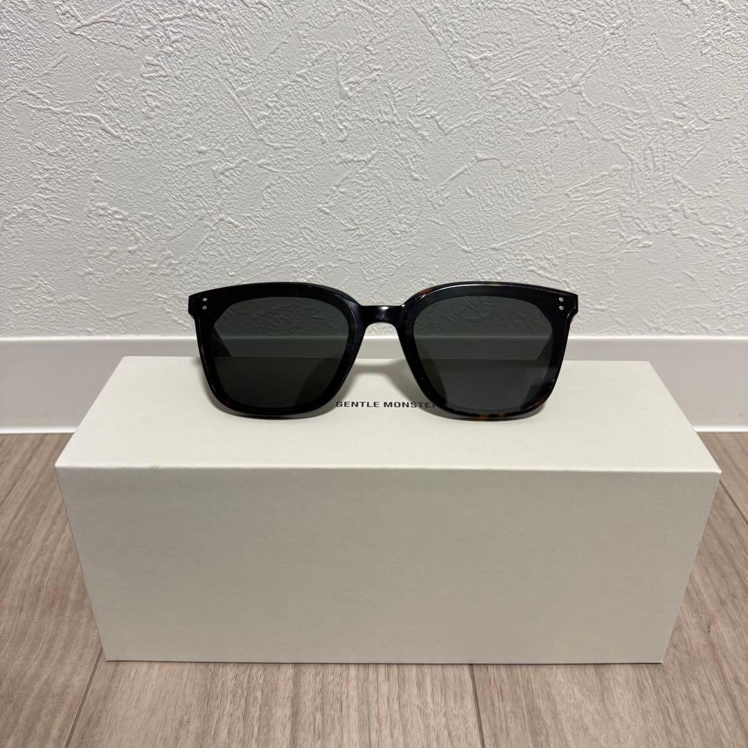 GENTLE MONSTER べっ甲/ブラック サングラス QUEEN-T2