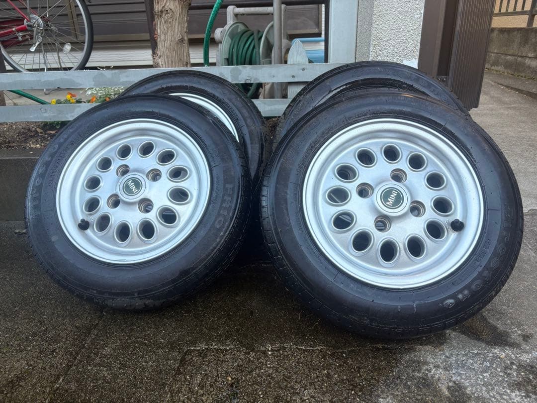 ローバーミニ　12インチ ディッシュホイール 丸穴