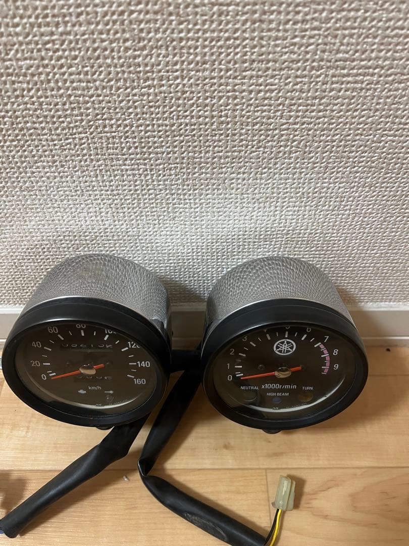 sr400 500台限定 50周年モデル 黒文字盤 純正メーター　タコ　スピード