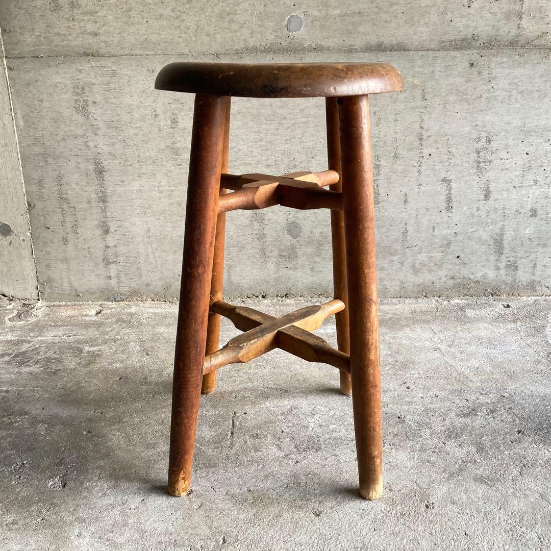 古い味のあるスツール チェア 丸椅子 置物台 飾り台 花台 木製 古道具 レトロ