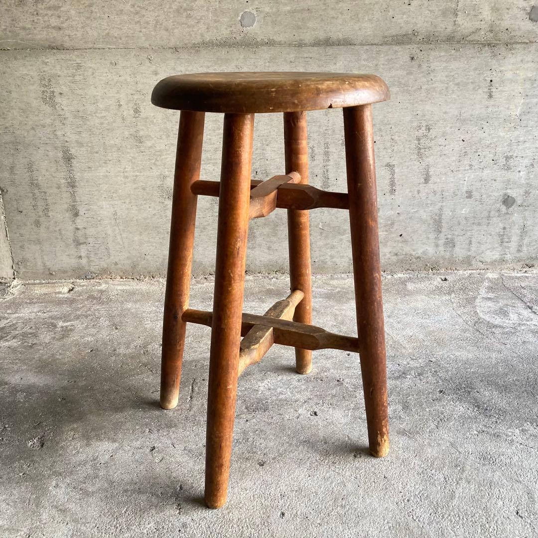 古い味のあるスツール チェア 丸椅子 置物台 飾り台 花台 木製 古道具 レトロ