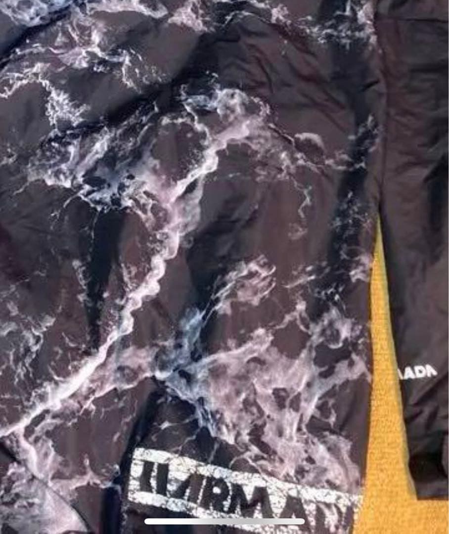 ARMADA XL フードウインドブレーカー