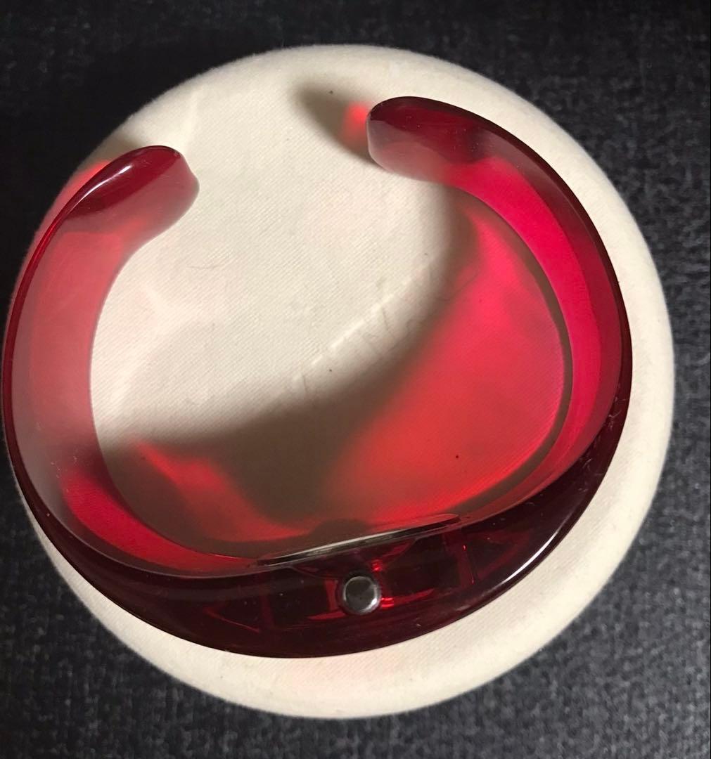 ISSEY MIYAKE イッセイミヤケ O オー 腕時計　赤レッド