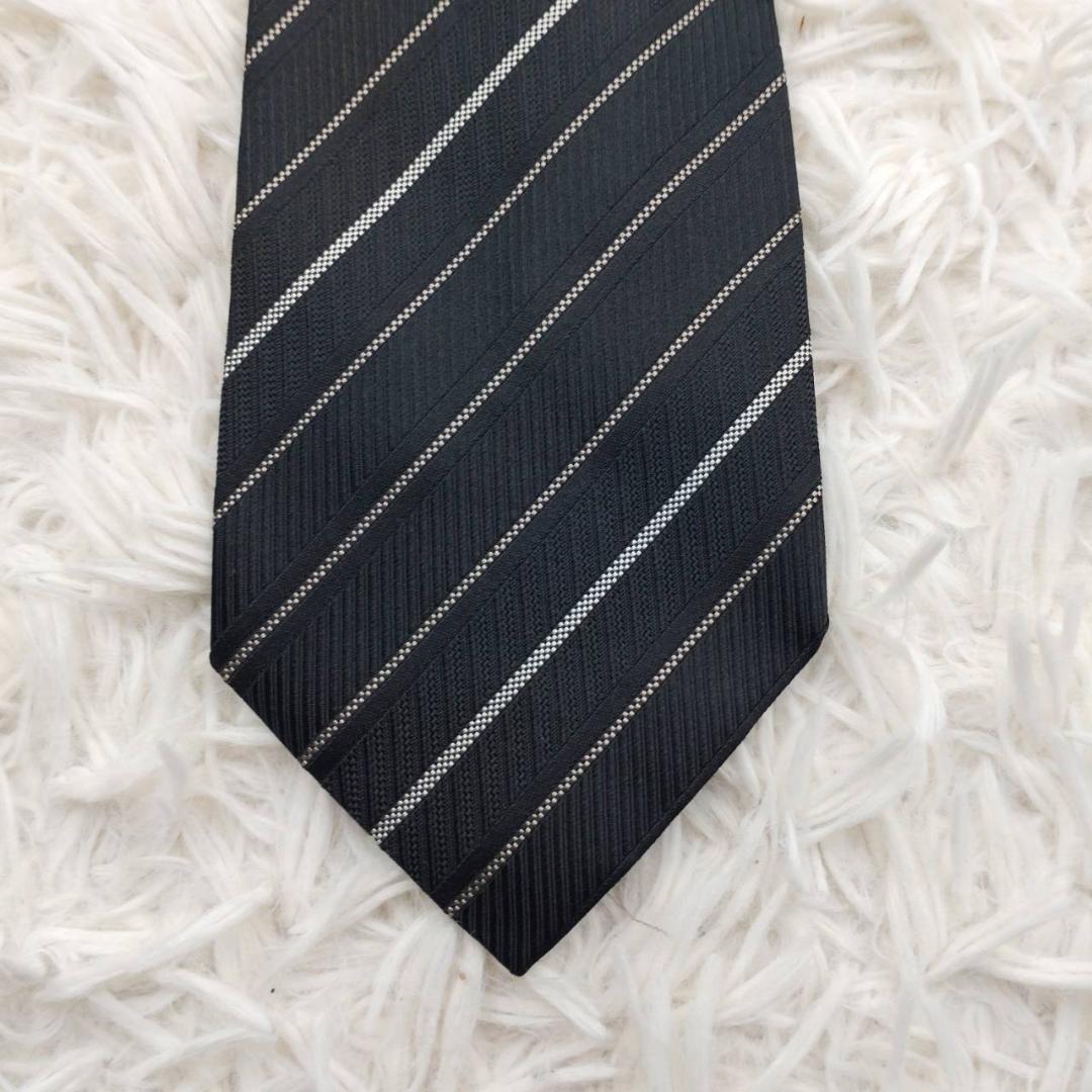 クリスチャンディオール 高級シルクネクタイ ストライプ柄 ブラック
