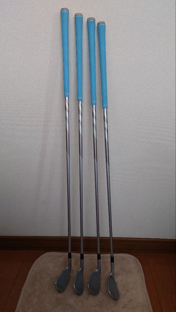 P790 2023 4本(7•8•9•P）MCI50R アイアン