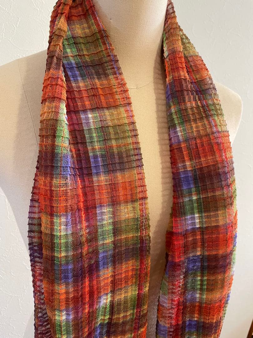 ISSEY MIYAKE チェック柄メッシュストール