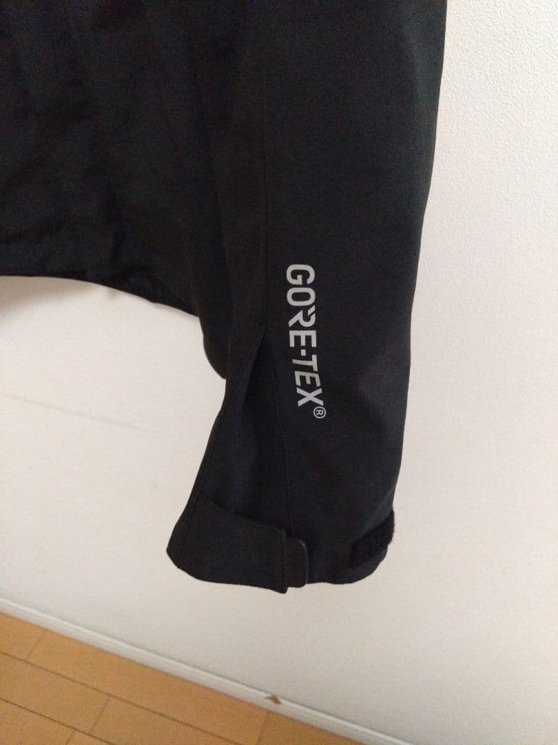 ゴールドウィン GWS ゴアテックス　マルチフーデッドジャケット　Mサイズ