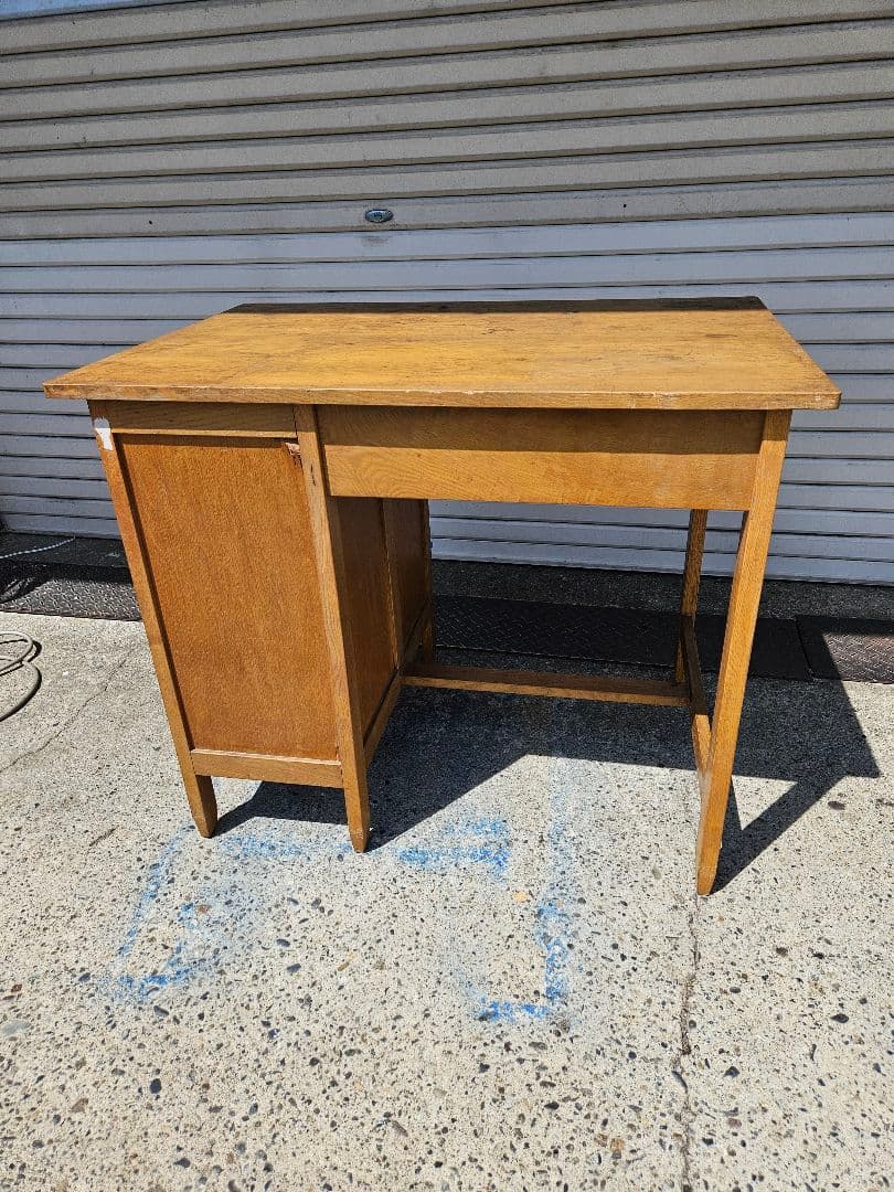 日本のアンティーク 古い片袖机 木製 作業台 アトリエ デスク ヴィンテージ