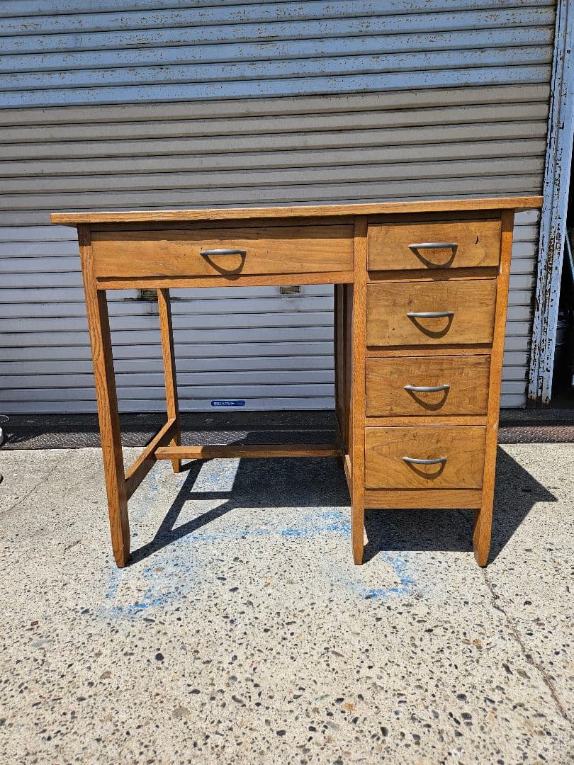 日本のアンティーク 古い片袖机 木製 作業台 アトリエ デスク ヴィンテージ