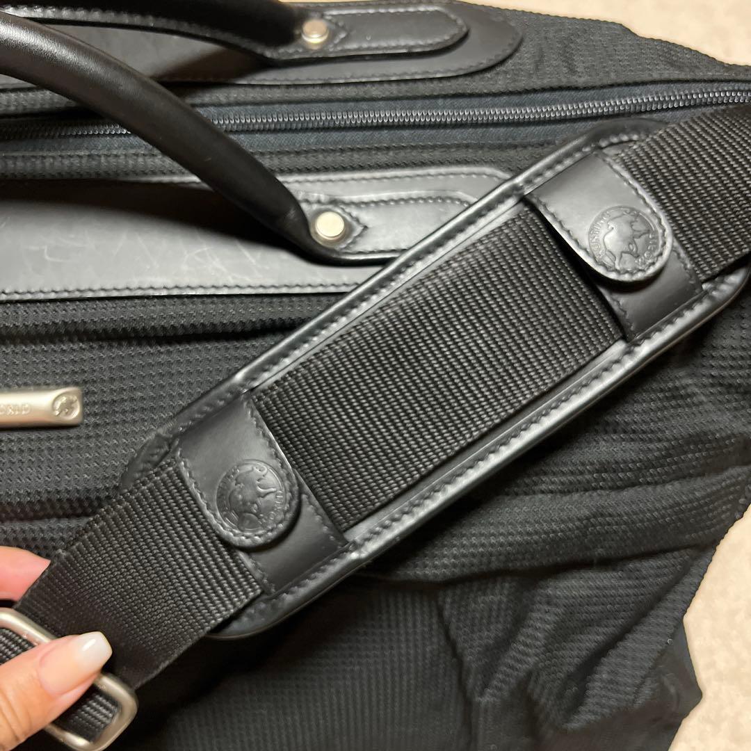 HUNTING WORLD ボストンバッグ ブラック