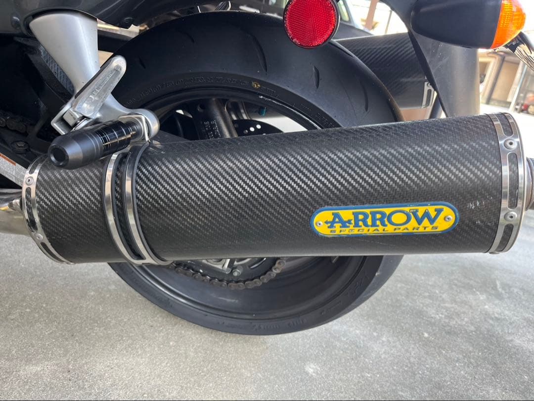 ARROW カーボンスリップオンマフラー 2本セット　隼