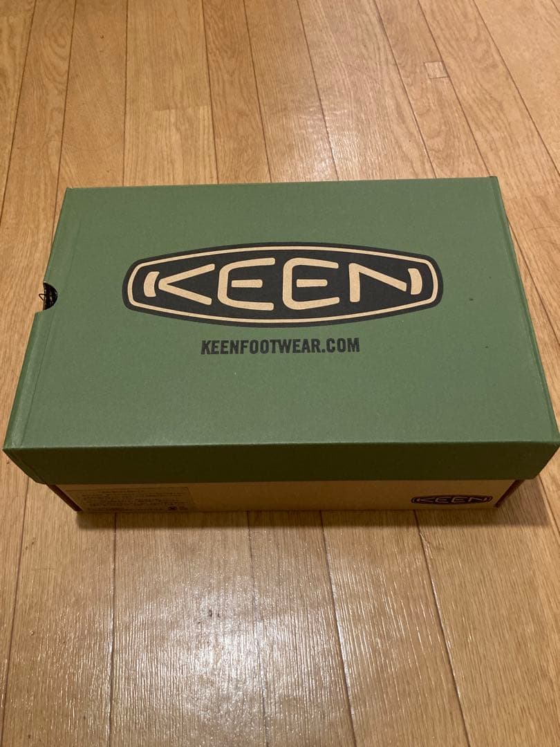 KEEN × Gramicci ニューポート レトロ サンダル