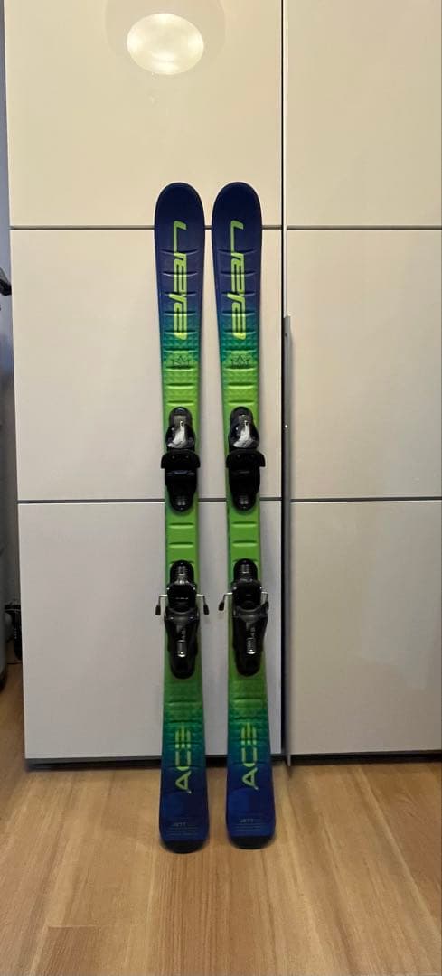 elan スキー板　130cm おまけのストック付き