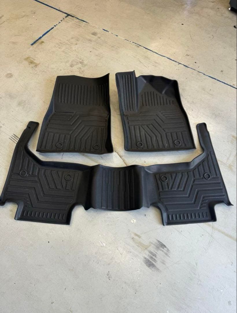 ランクル300 ZX ラバーフロアマット