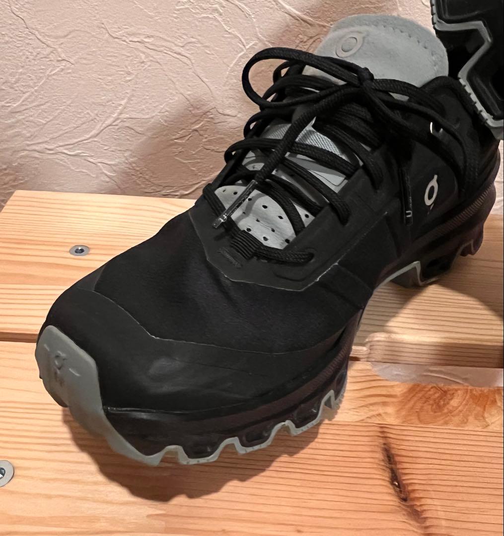 On トレイルランニングシューズ （レディース）