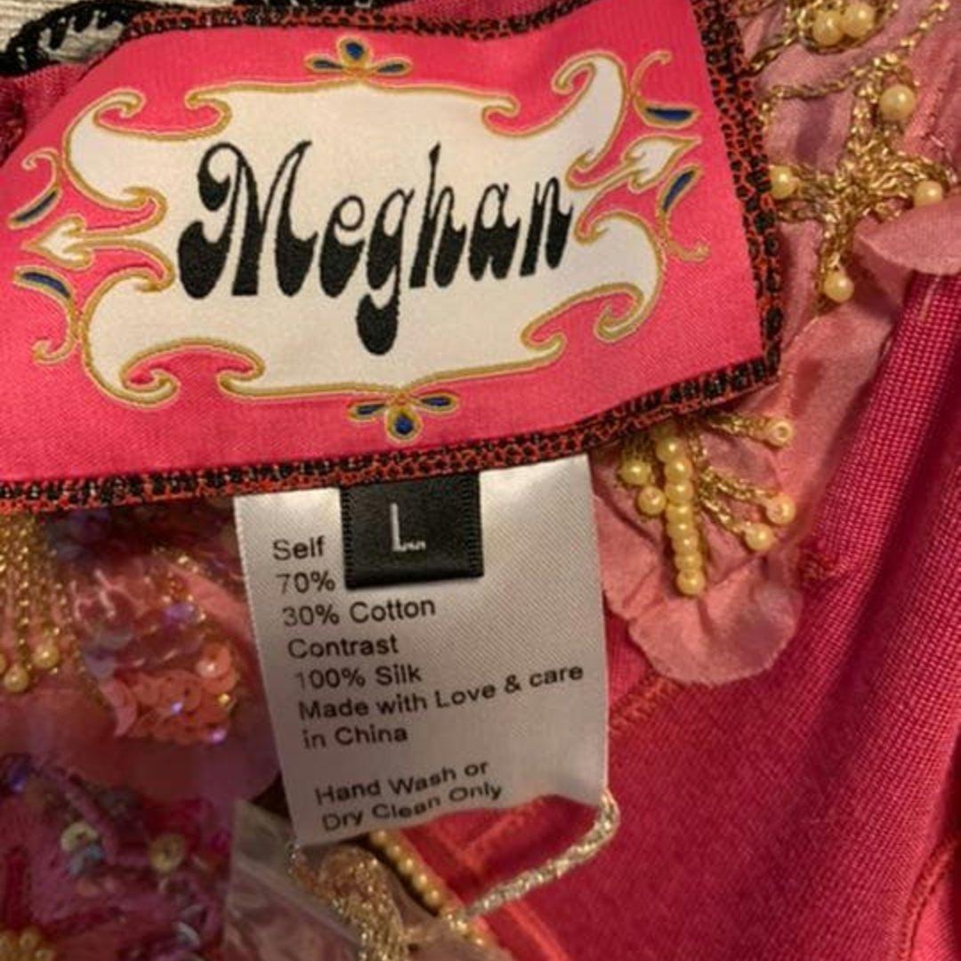 Meghan ワンピース パリス・ヒルトン