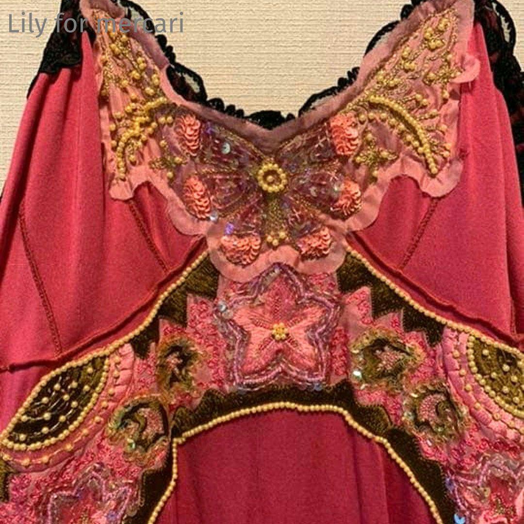 Meghan ワンピース パリス・ヒルトン