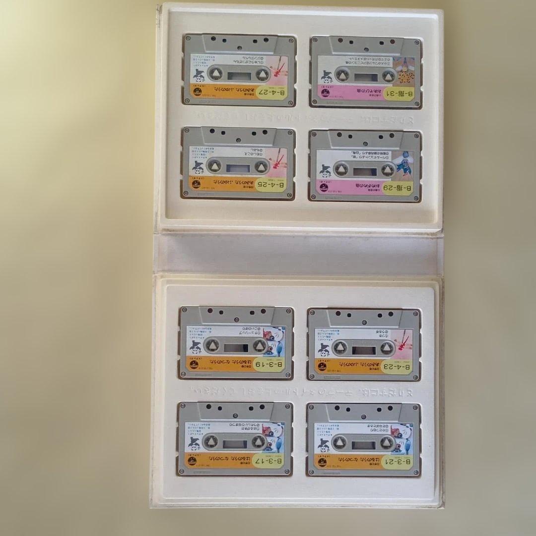 学研レトロ　カセットテープと絵本のセット　32カセットテープ