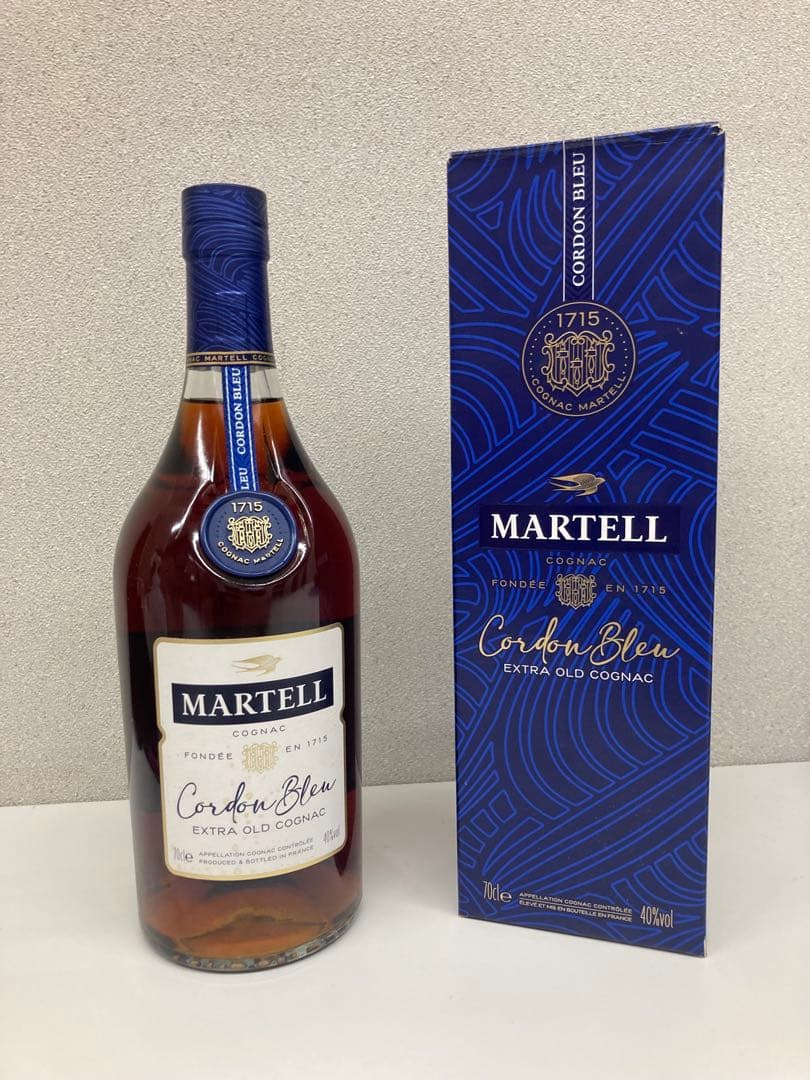 MARTELL コニャック CordonBleu エクストラオールド700ml⭐︎