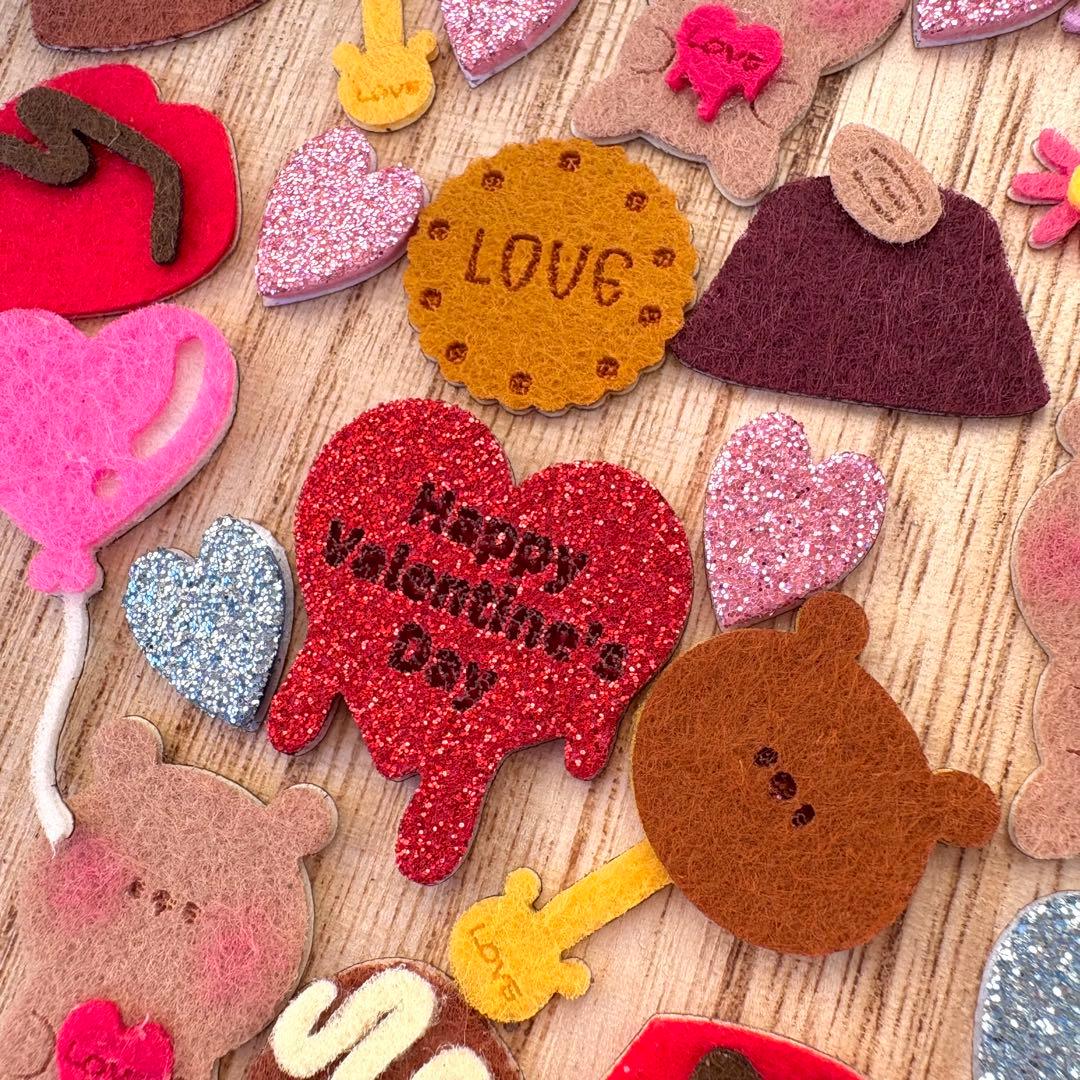 フェルトのフレークシール　アルバム　クラフトパンチ