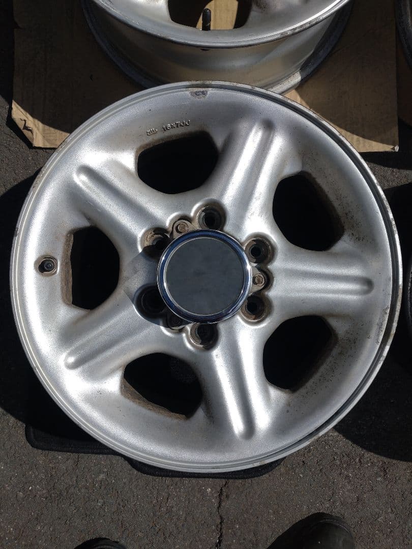 【引取値引き有り】16インチ 6穴 7J 4本セット