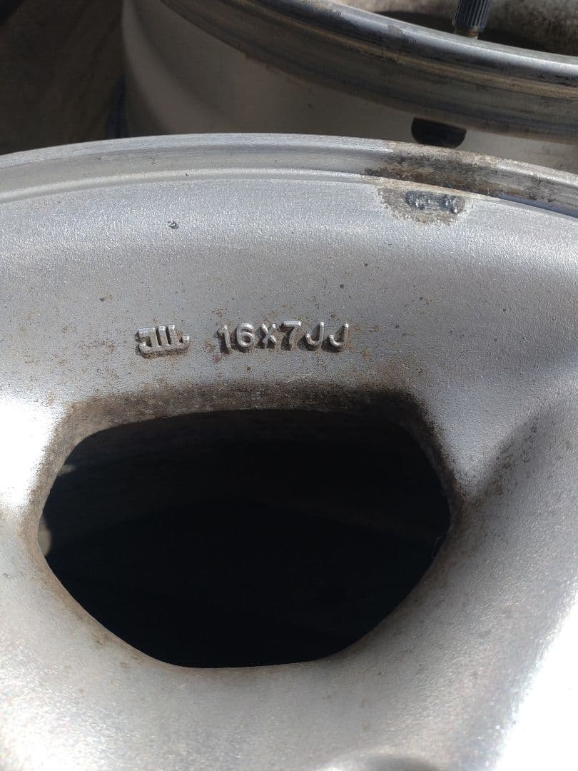 【引取値引き有り】16インチ 6穴 7J 4本セット