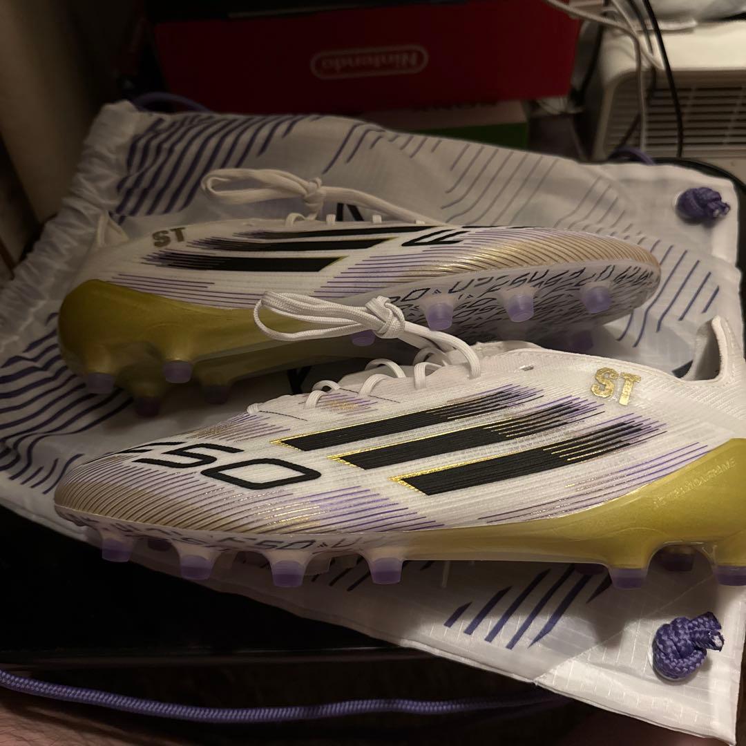 【超美品最終価格】F50 ELITE 27㎝ AG エリート