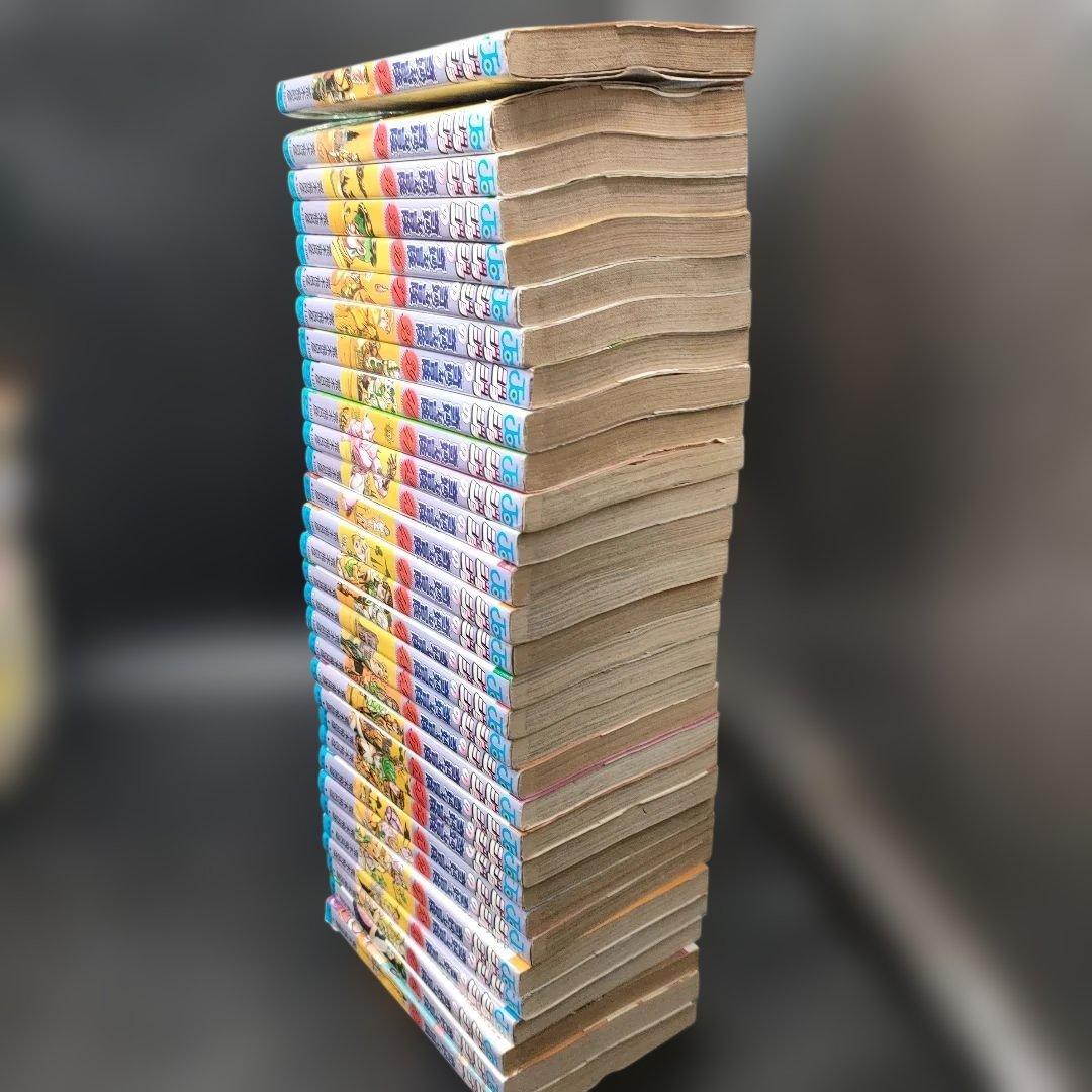 ジョジョの奇妙な冒険　荒木飛呂彦　集英社