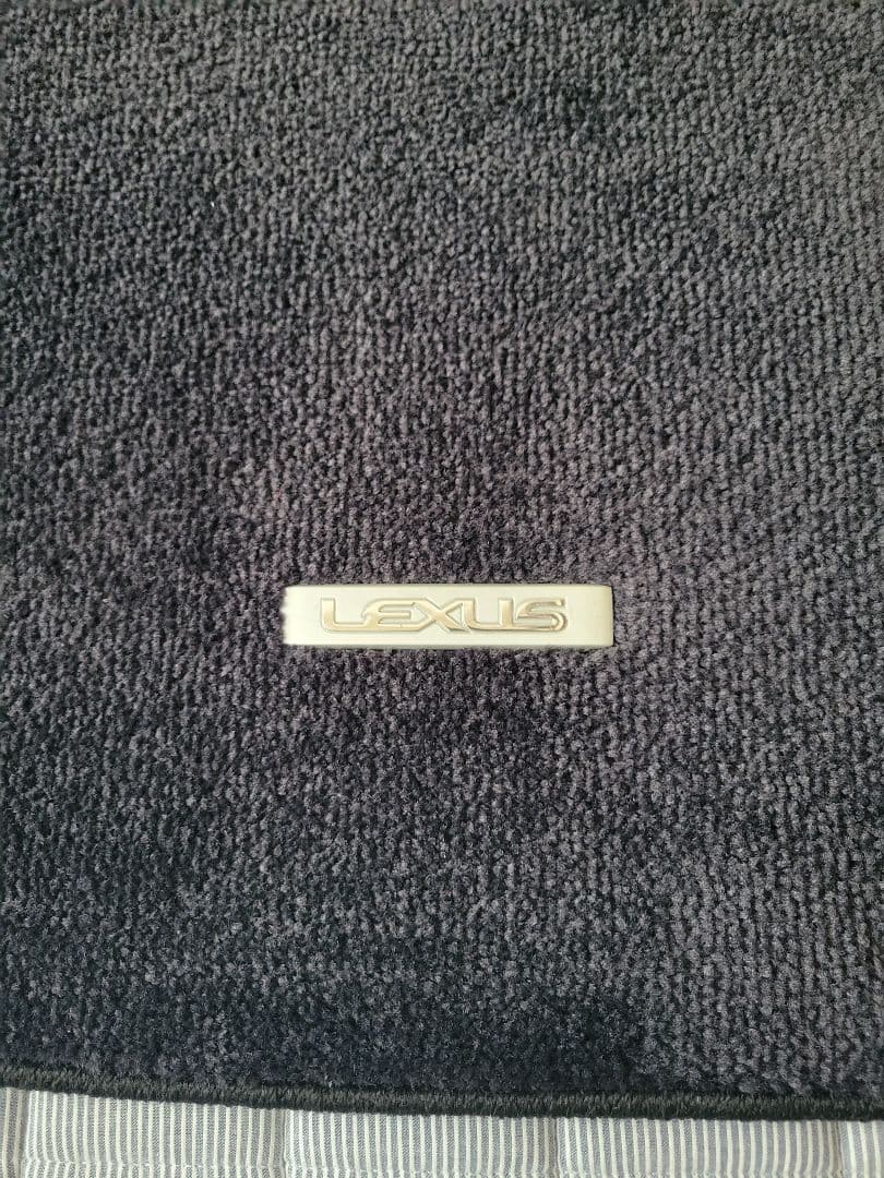 3/18まで特価！！レクサス20系RX純正ラゲッジマット