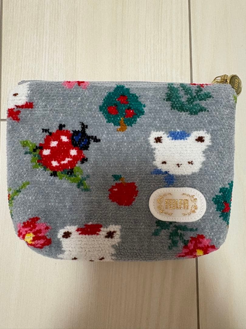 【新品未使用】ファミリア　フェイラー　ポーチ